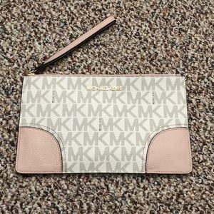 Michael Kors Wristlet